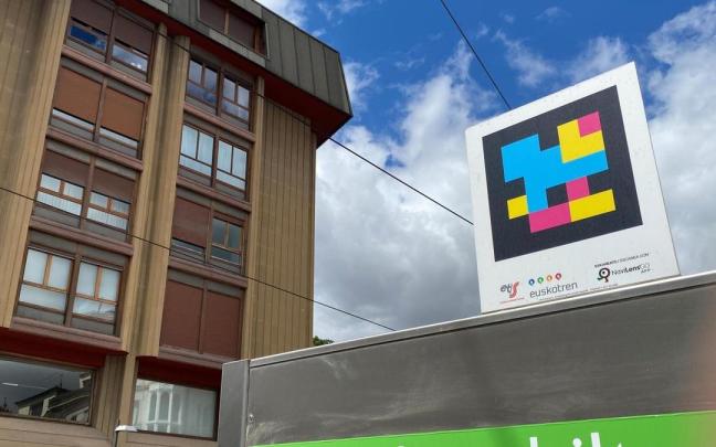 Tuvisa ikusmen desgaitasuna dutenentzako NaviLens teknologia ezarriko du autobusetan eta geltokietan.