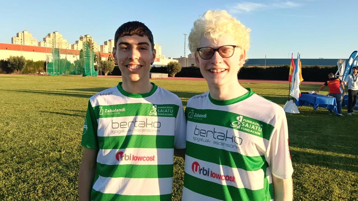 Hodei y Aner tras su sobresaliente participación en el campeonato