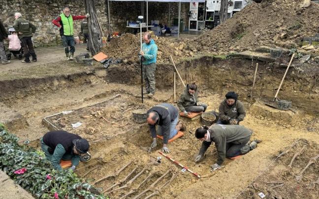 Localizados los restos de 51 gudaris y milicianos en el Cementerio de Amorebieta-Etxano