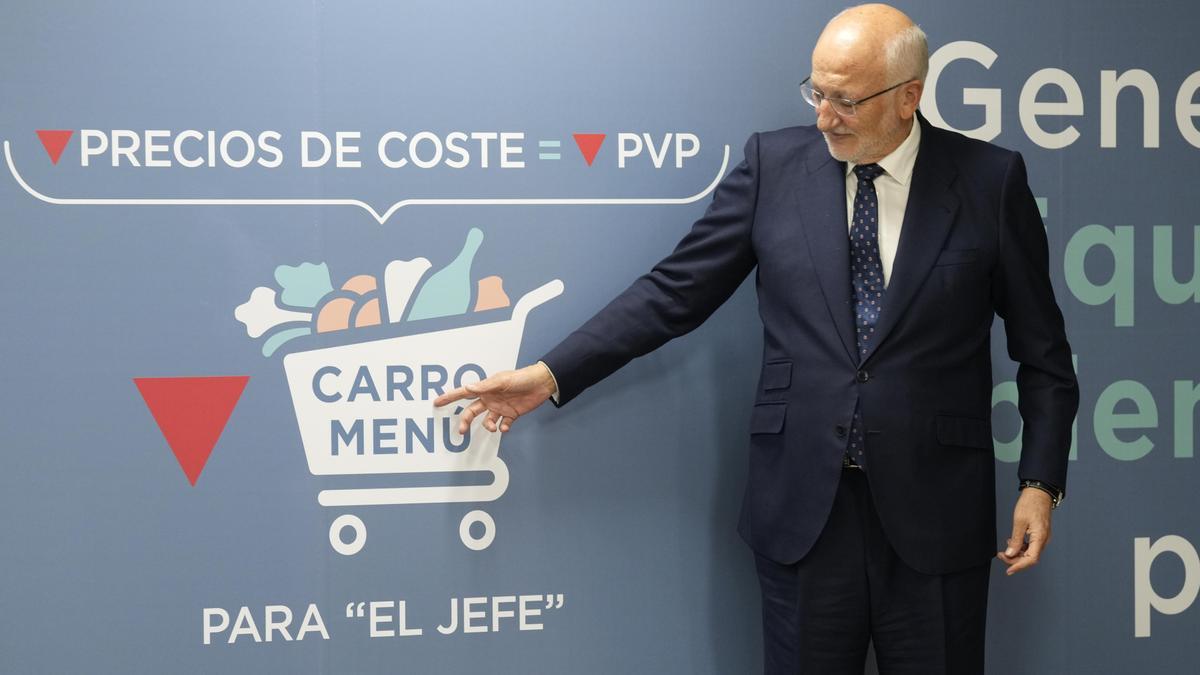 Juan Roig, presidente de Mercadona, tras la celebración de la Rueda de Prensa 2022.