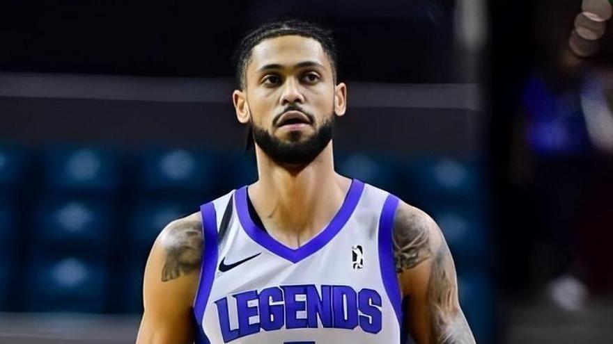 Tyler Dorsey, durante un partido de esta temporada con el equipo de la Liga de Desarrollo de los Dallas Mavericks