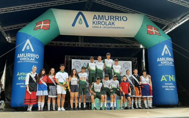 El arco hinchable de Amurrio Kirolak es ya un clásico en multitud de actos deportivos