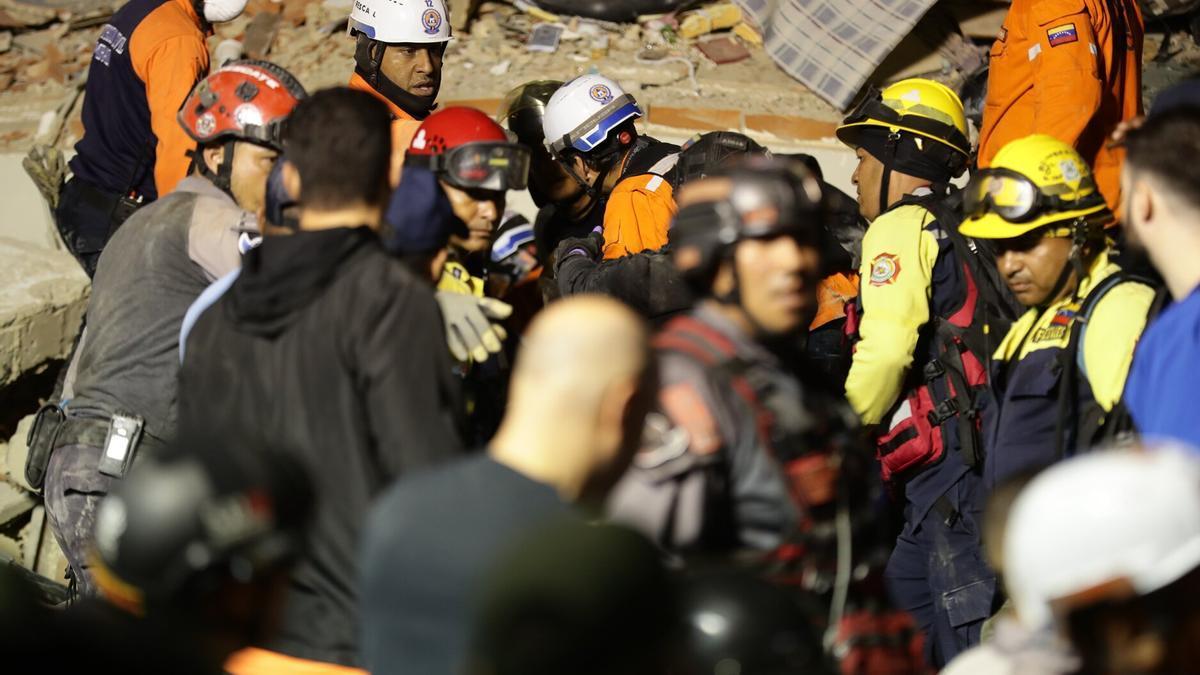 Declarado el estado de emergencia tras el doble terremoto de Venezuela