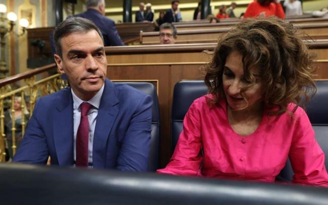 El semblante serio que lucía Pedro Sánchez en el pleno de control del miércoles en el Congreso no hacía presagiar el golpe de mano sin precedentes que llevó a cabo por la tarde.