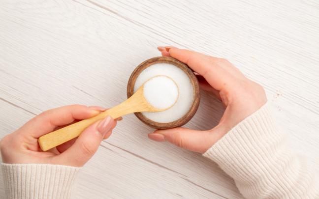 Una cucharada de azúcar. FREEPIK