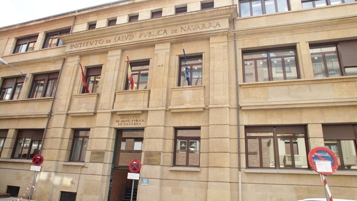 Fachada del Instituto de Salud Pública y Laboral de Navarra.