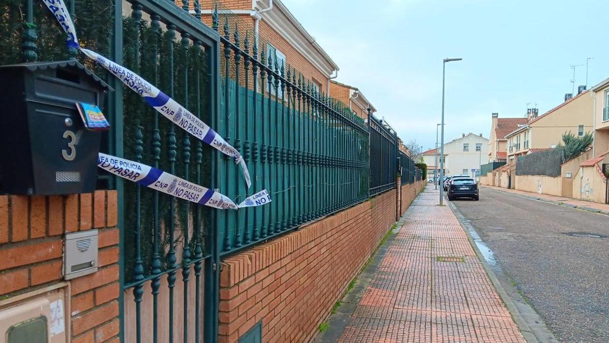 Exteriores del piso tutelado de Badajoz donde tuvo lugar el crimen.