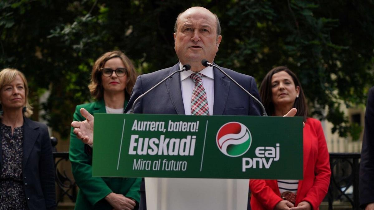 Ortuzar interviene en el acto celebrado este miércoles en Gernika.