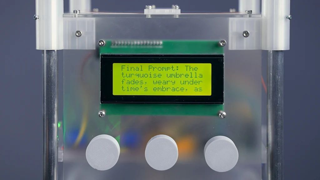 Pantalla con luz verde neón y tres ruedas giratorias.