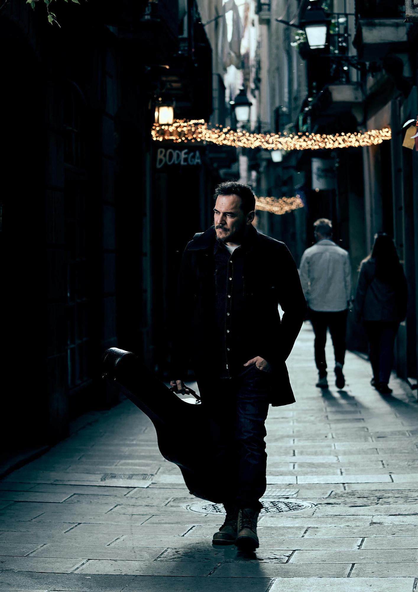 'Atrapados en azul' fue el primer disco de Ismael Serrano.