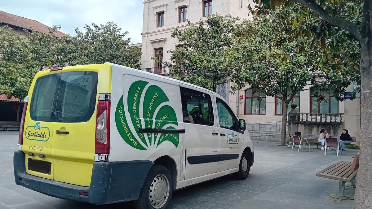 La huelga de los trabajadores de Garbialde en Ugao se hace indefinida