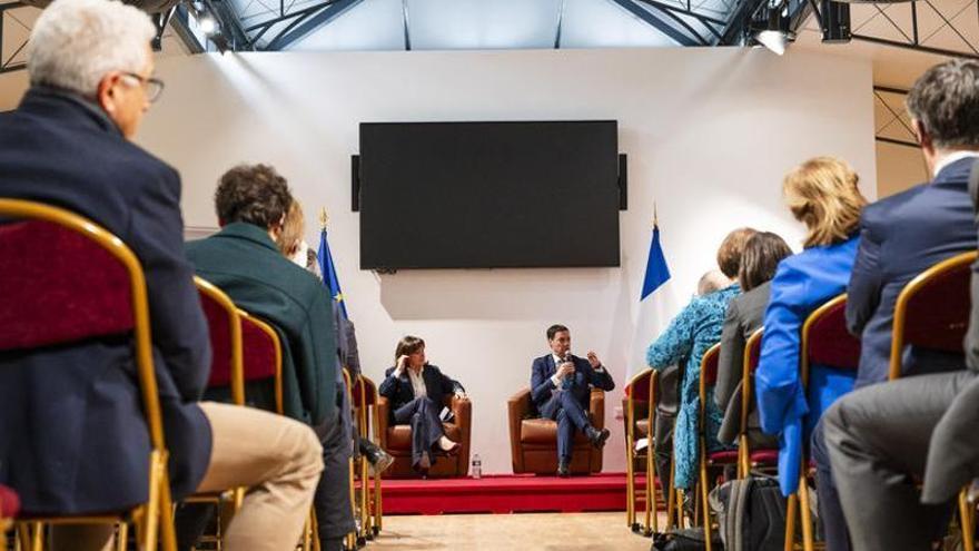 El lehendakari comparte en el Senado francés el modelo vasco de autogobierno como ejemplo de mayor prosperidad y bienestar