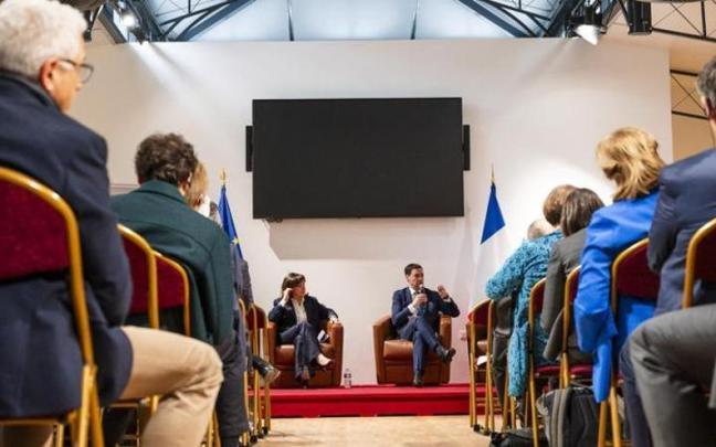 El lehendakari comparte en el Senado francés el modelo vasco de autogobierno como ejemplo de mayor prosperidad y bienestar