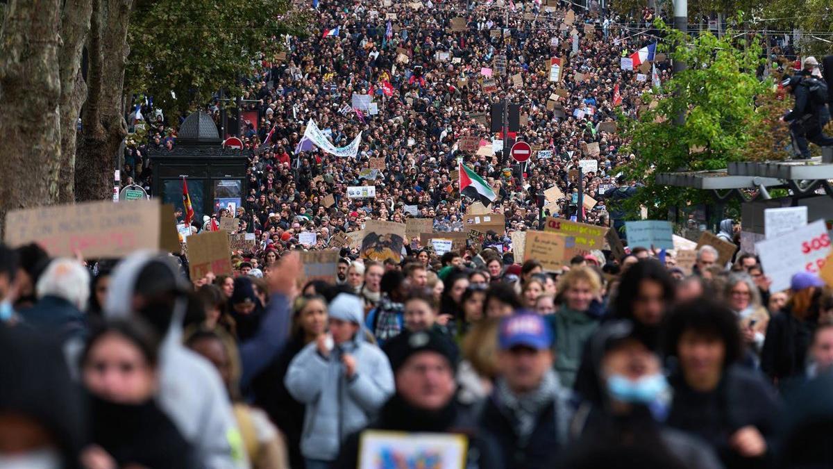 Manifestación de estudiantes, sindicatos y 'chalecos amarillos' en Francia