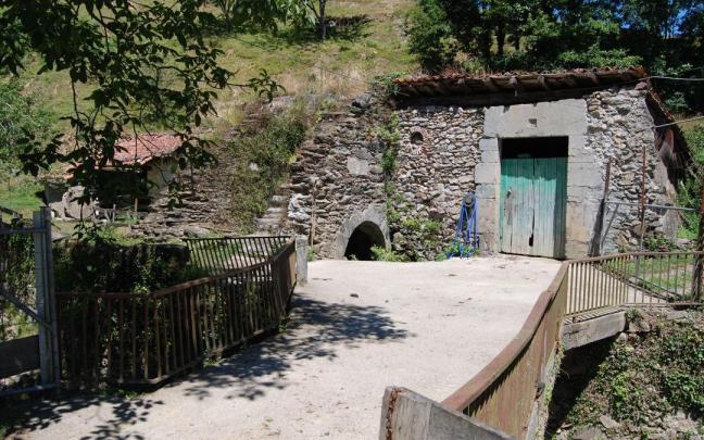 Vista exterior del molino de Egurbide, protagonista de las visitas guiadas de este próximo domingo, 18 de mayo. / N.G. Vista exterior del molino de Egurbide, protagonista de las visitas guiadas de este próximo domingo, 18 de mayo.