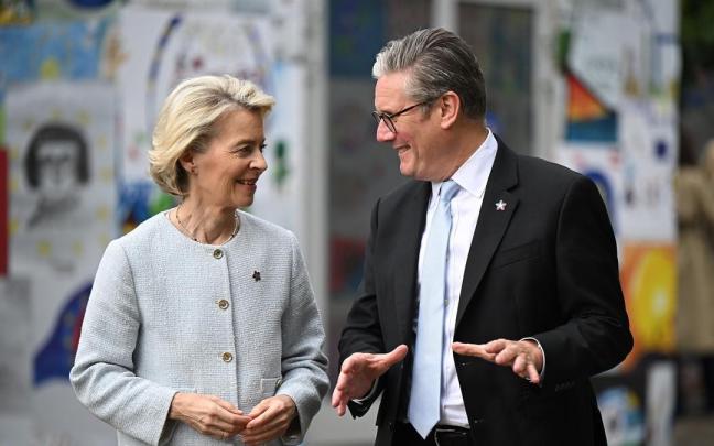 La presidenta de la Comisión Europea, Ursula von der Leyen, y el primer ministro de Reino Unido, Keir Starmer. / EP La presidenta de la Comisión Europea, Ursula von der Leyen, y el primer ministro de Reino Unido, Keir Starmer.