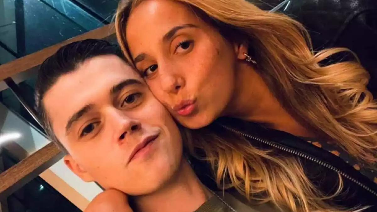 Andrea Janeiro y su novio en una foto en redes.