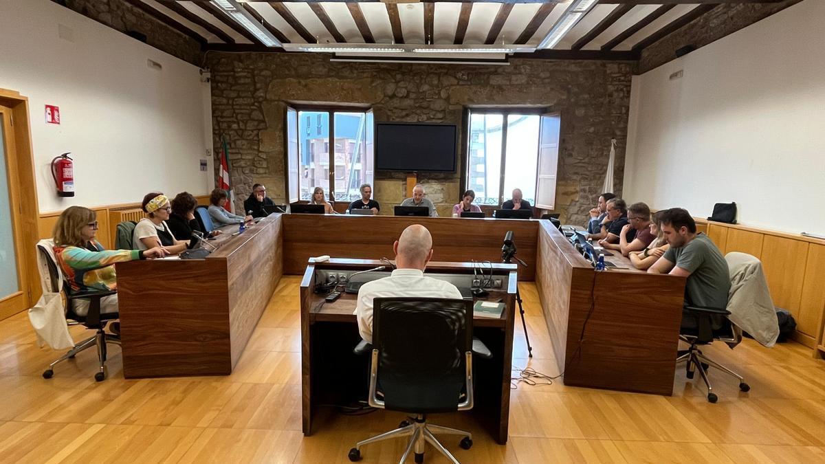 Imagen del último pleno celebrado en Zumaia.