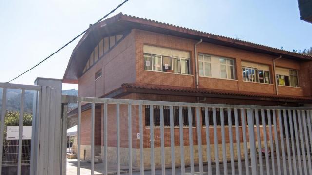 Son 14 las familias de Aulesti afectadas