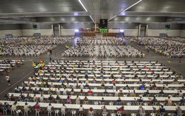 Aspirantes en una OPE de Osakidetza.