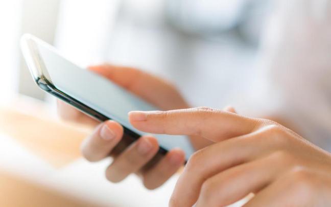Pagar con Bizum en Amazon: ya es posible y así funciona / Freepik Pagar con Bizum en Amazon: ya es posible y así funciona