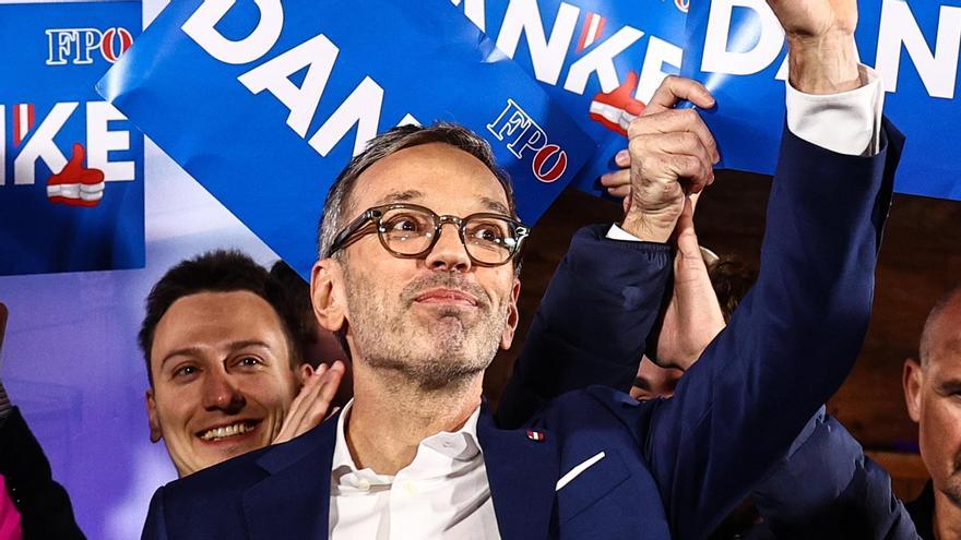 Herbert Kickl celebra su victoria electoral, Austria.