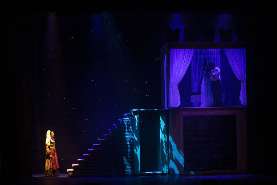 Escena de 'Romeo y Julieta el musical'.