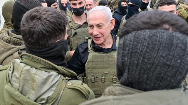 El primer ministro de Israel, Benjamin Netanyahu, durante su visita al sur de Líbano.