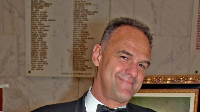 El jugador de baloncesto, Oscar Shmidth