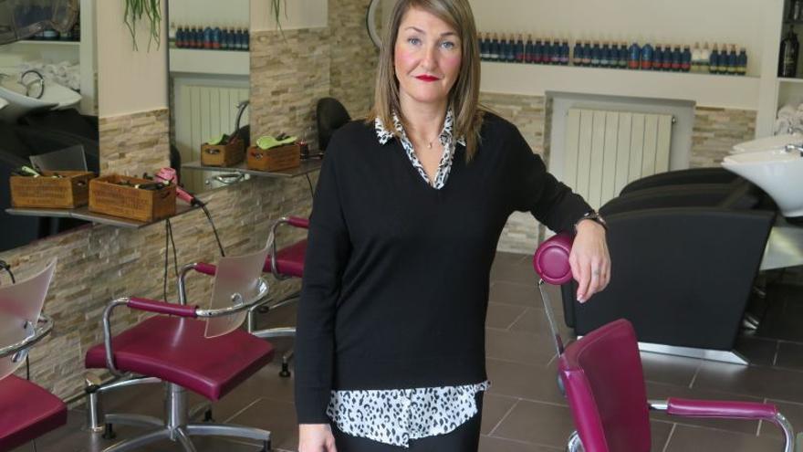 Nagore Prieto, en la peluquería Itxura de Zumarraga.