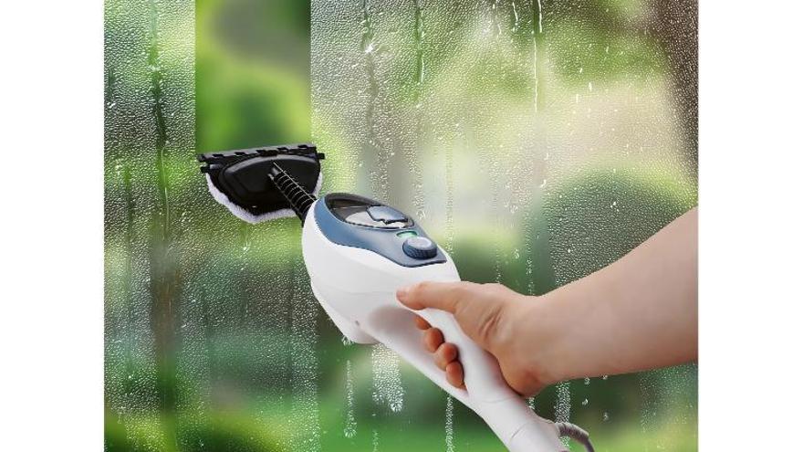 Perspectiva de la mopa de vapor y limpiador de mano 2 en 1 de Lidl