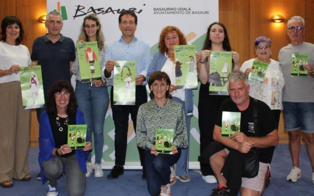 Representantes del Ayuntamiento de Basauri y de la organización han presentado este lunes la nueva edición de Euskal Herriko Dantza Agerketa