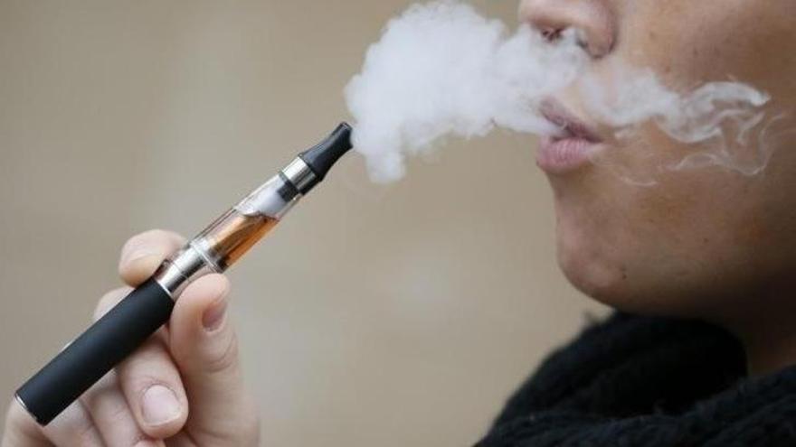El 44% de los adolescentes de entre 14 y 18 años ha probado los cigarrillos electrónicos.