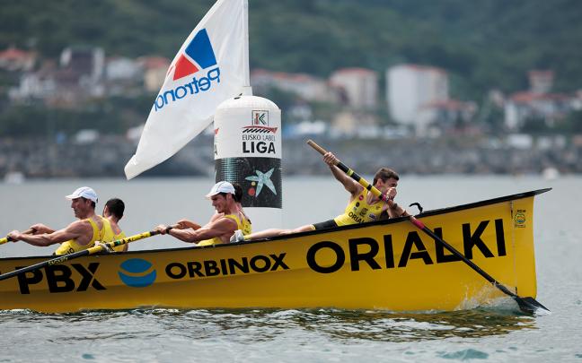 Orio realiza la tercera ciaboga en Zierbena / Aitor Arrizabalaga