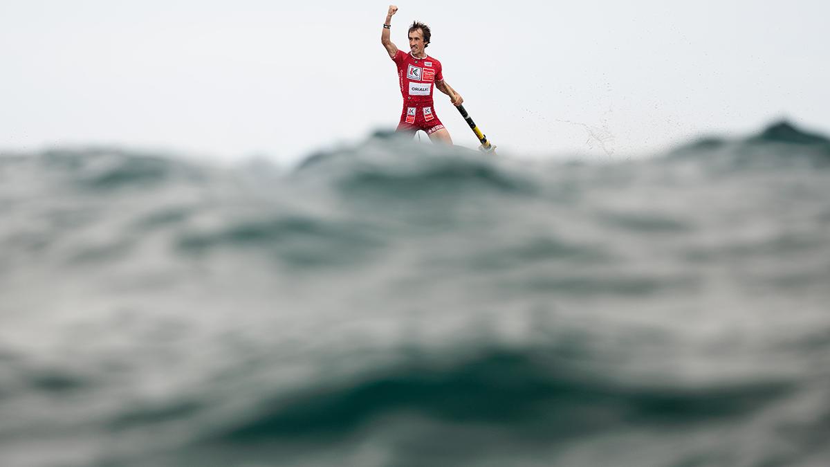 Gorka Aranberri celebra la victoria conseguida en Orio / Aitor Arrizabalaga (LIGA ACT)