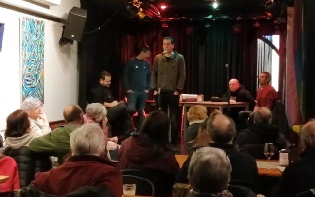 Kabigorri Ateneoan egindako beste bertso saio bat.