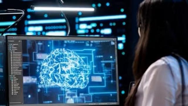 El 82 % de las empresas prevé aumentar su inversión en trasformación digital con la IA como prioridad
