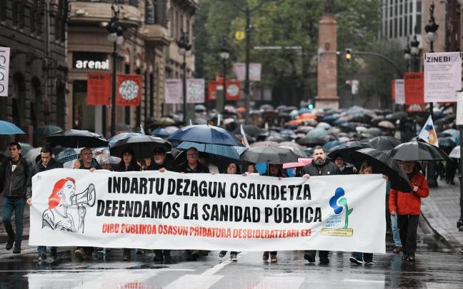 Participantes en la manifestación que ha tenido lugar en Bilbao.