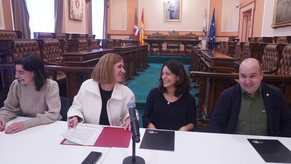 Acuerdo de Gobierno entre el PSE-EE y EAJ-PNV en el Ayuntamiento de Irun.