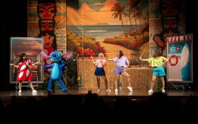 Escena del musical 'Ohana'. / Teatro Campos Elíseos Escena del musical 'Ohana'.