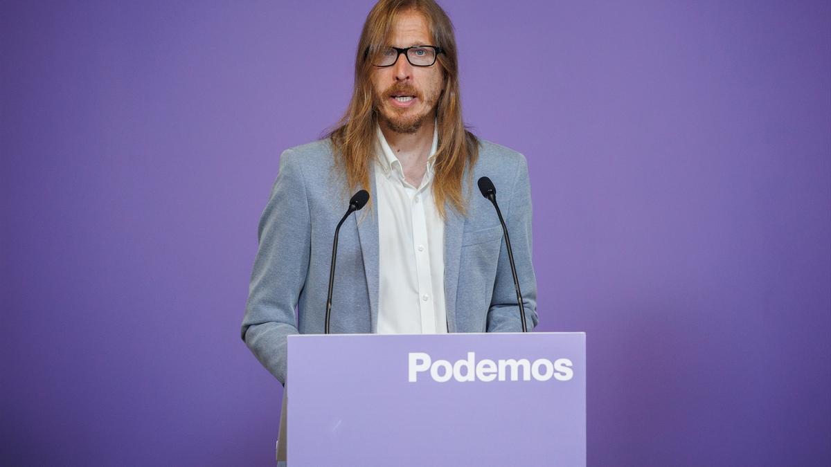 El secretario de Organización y Portavoz de Podemos, Pablo Fernández.