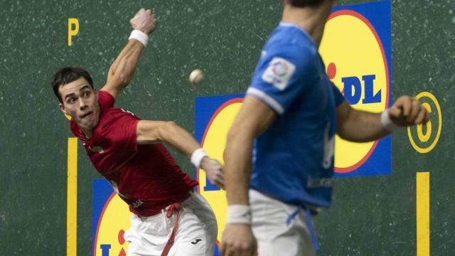 Senar-Ugartemendia ganan a Rekalde-Bikuña en la sexta jornada del Campeonato de Parejas Serie B en el Ogueta de Gasteiz.