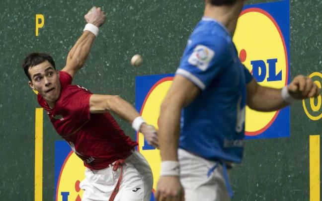 Senar-Ugartemendia ganan a Rekalde-Bikuña en la sexta jornada del Campeonato de Parejas Serie B en el Ogueta de Gasteiz.