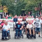 Manifestación de 2024 en Bilbao solicitando la accesibilidad universal en la línea C3