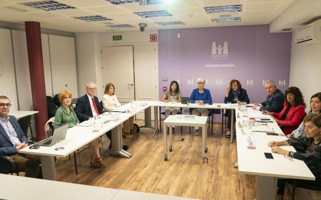 La comisión de Seguimiento de la violencia machista está presidida por la directora de Emakunde, Miren Elgarresta.