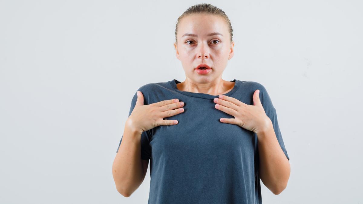 Una mujer sufre un atragantamiento