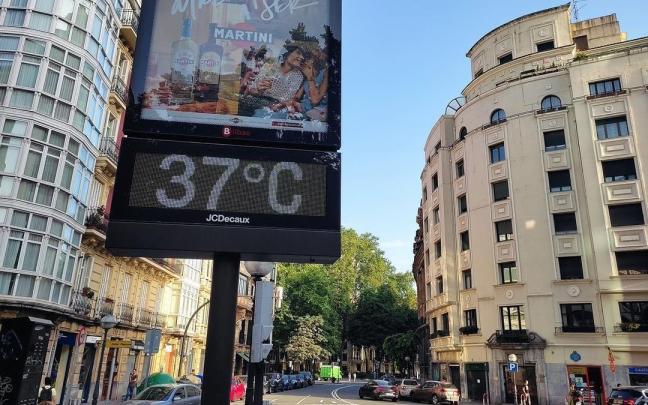 Termómetro Bilbao marcando 37 grados