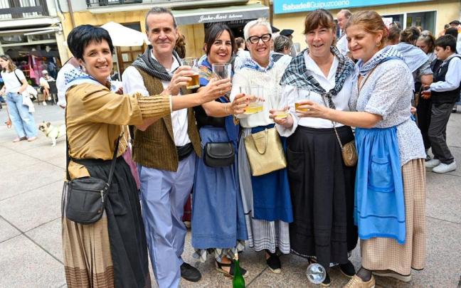 Ambientazo en la celebración capicúa de las Euskal Jaiak de Zarautz.