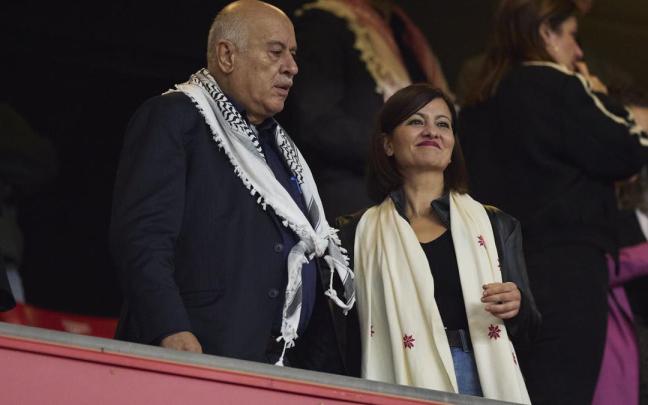 Sira Rego, en el palco durante el partido.