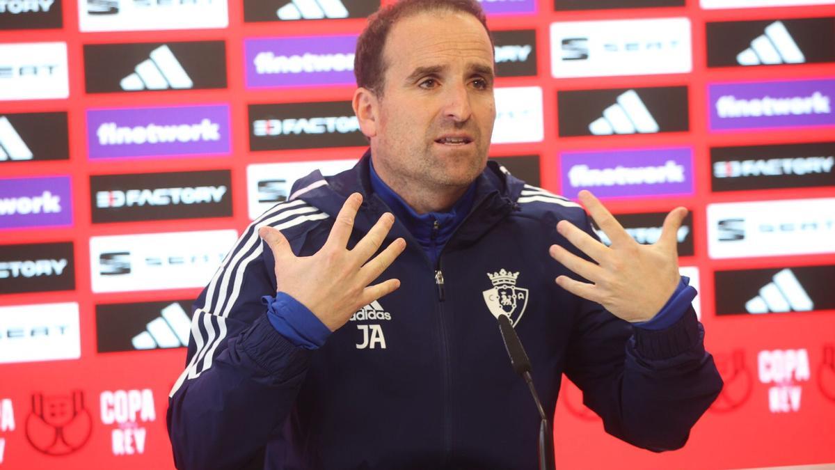 Arrasate, en la rueda de prensa.